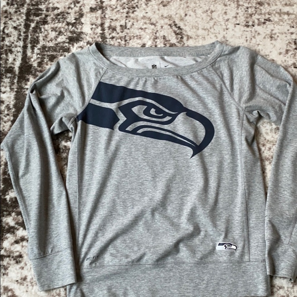 EUC Nike Dri-fit Seattle Seahawks sweatshirt